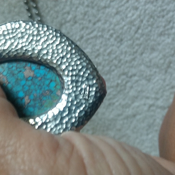 Stone and metal pendant with 925 silver chain - Picture 5 of 6